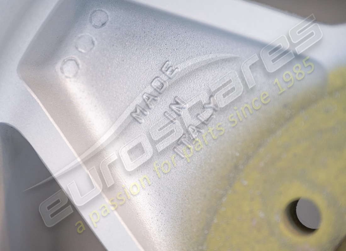 new (other) ferrari rear wheel (9x15). part number 109193 (6)