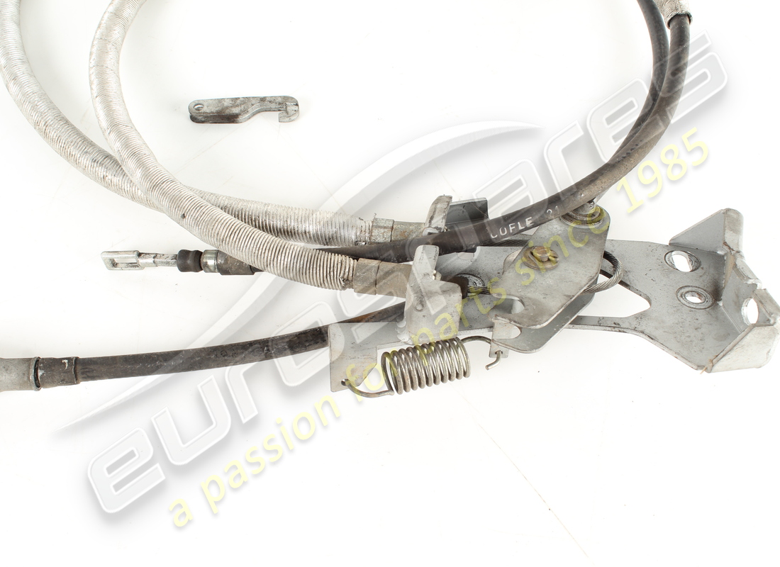 supporto di controllo del freno di stazionamento usato maserati. numero parte 208426 (5)