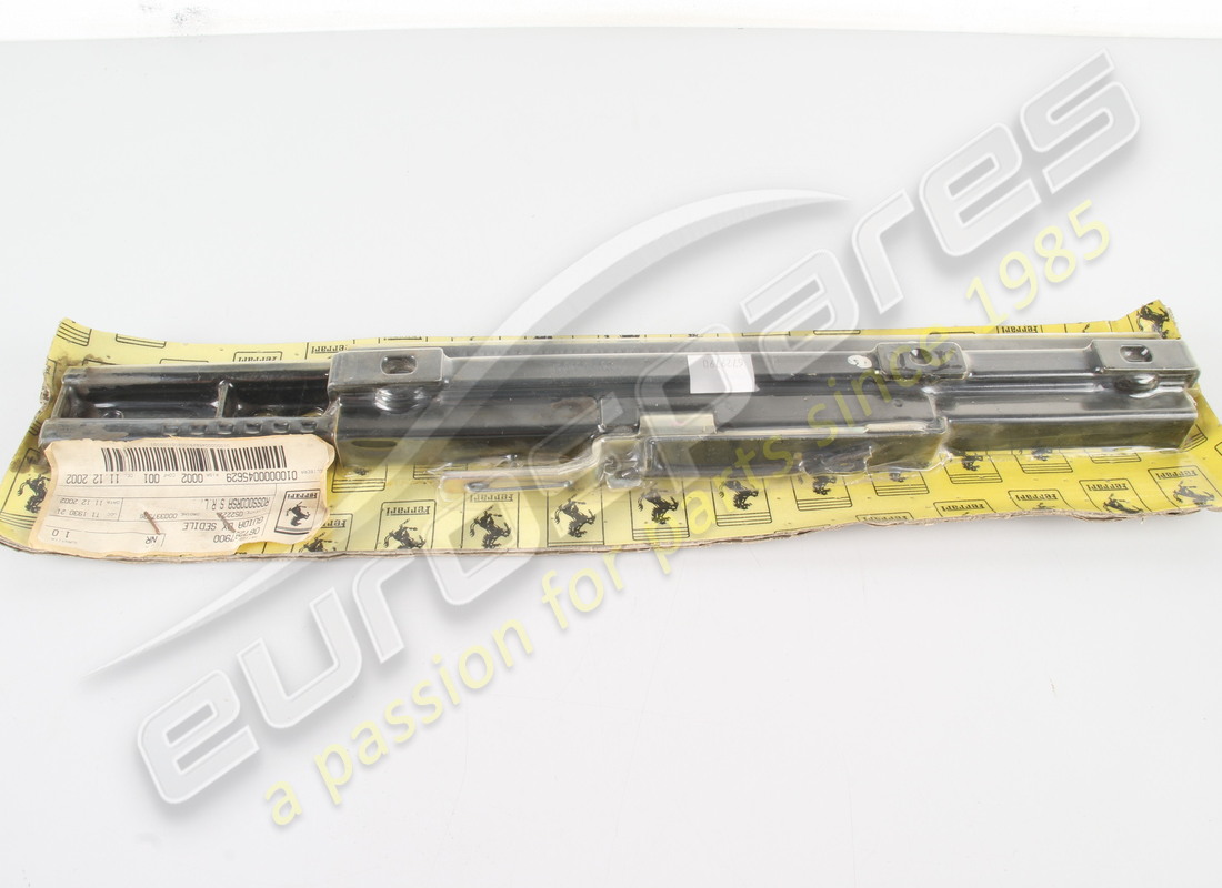 nuova ferrari guida completa al sedile destro. numero parte 67297900 (4)