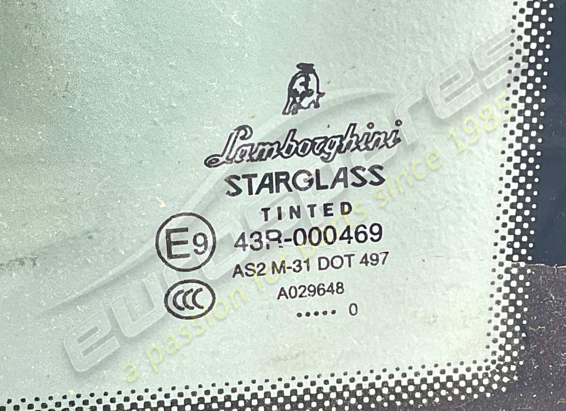 finestra triangolo lamborghini usata. numero parte 400845115a (2)