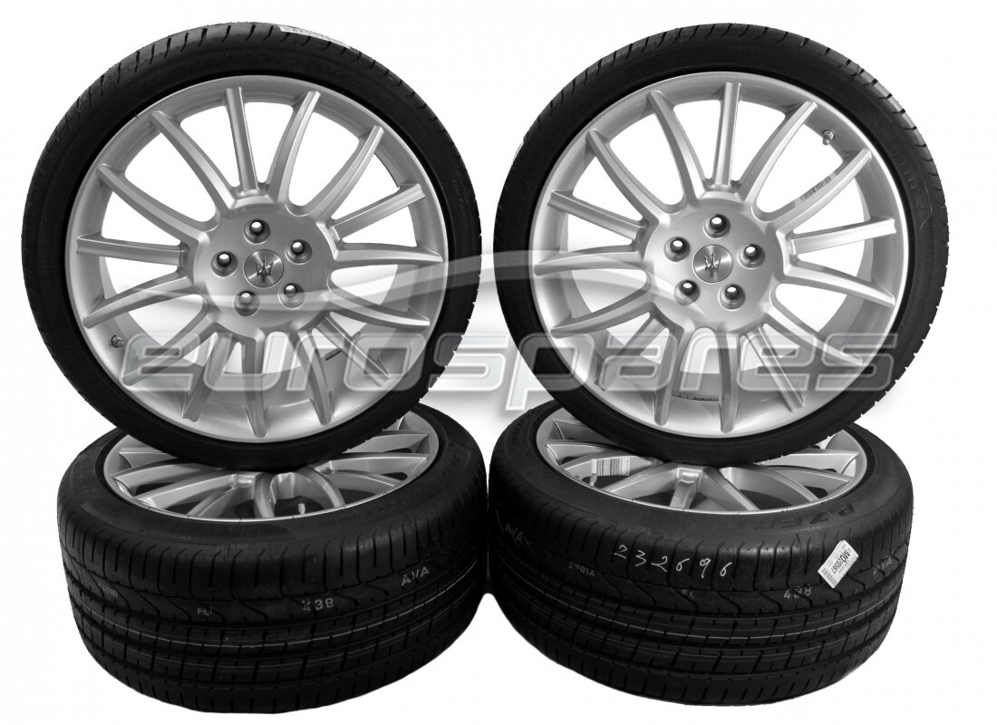 nuovo set di ruote maserati 20. numero parte 980156308a (1)