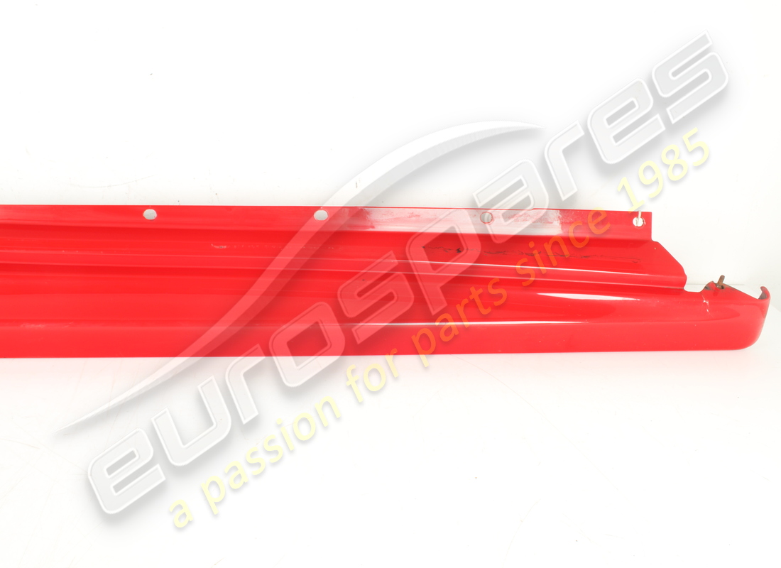 RIVESTIMENTO SOTTOPORTA DX USATO FERRARI. NUMERO PARTE 69831610 (3) rivestimento sottoporta dx usato ferrari. numero parte 69831610 (3)