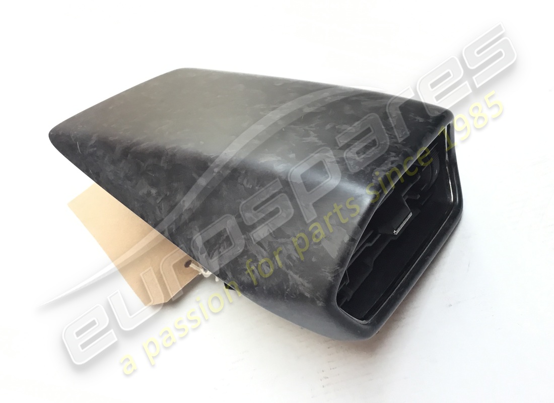presa d'aria lamborghini utilizzata. numero parte 4t0819904m (1)