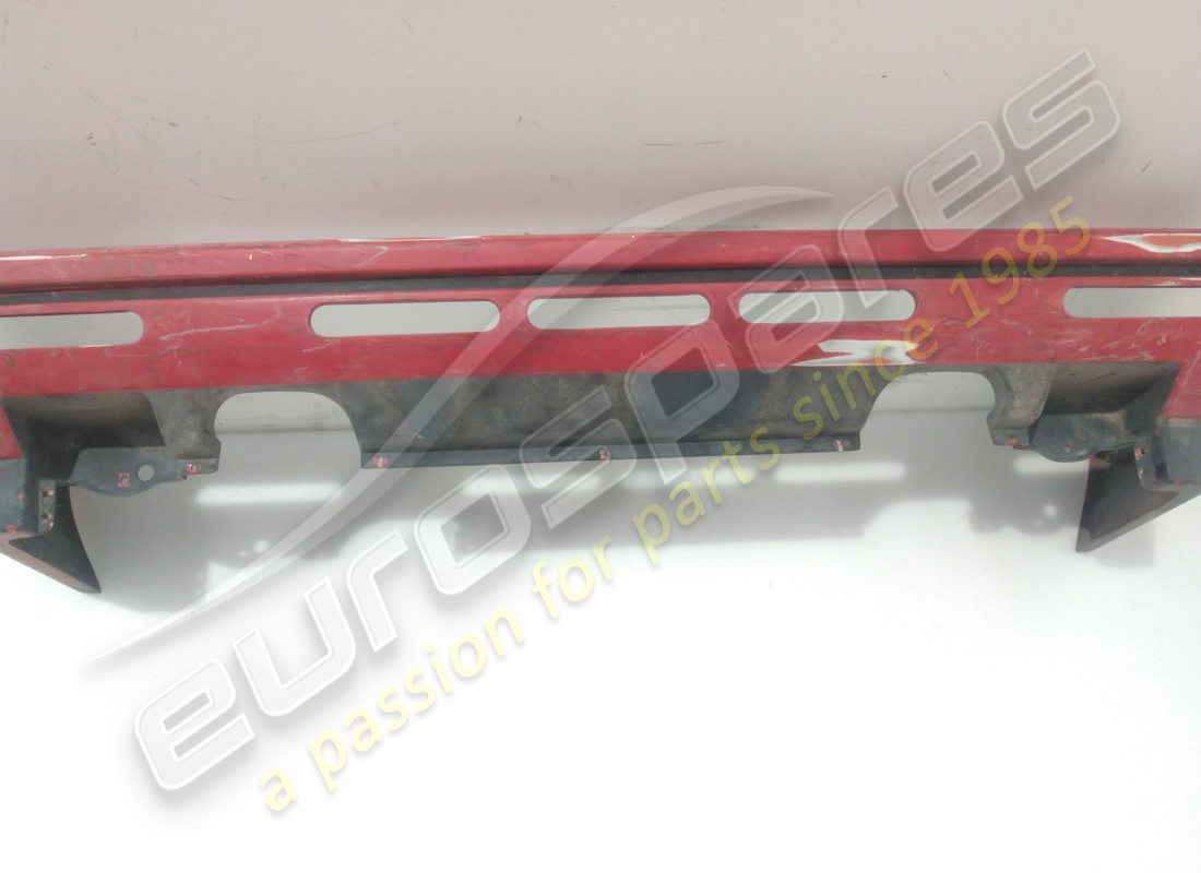 usato ferrari pannello inferiore posteriore. numero parte 61906700 (3)