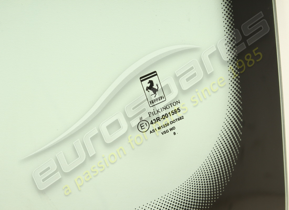 nuovo parabrezza ferrari. numero parte 65815600 (2)