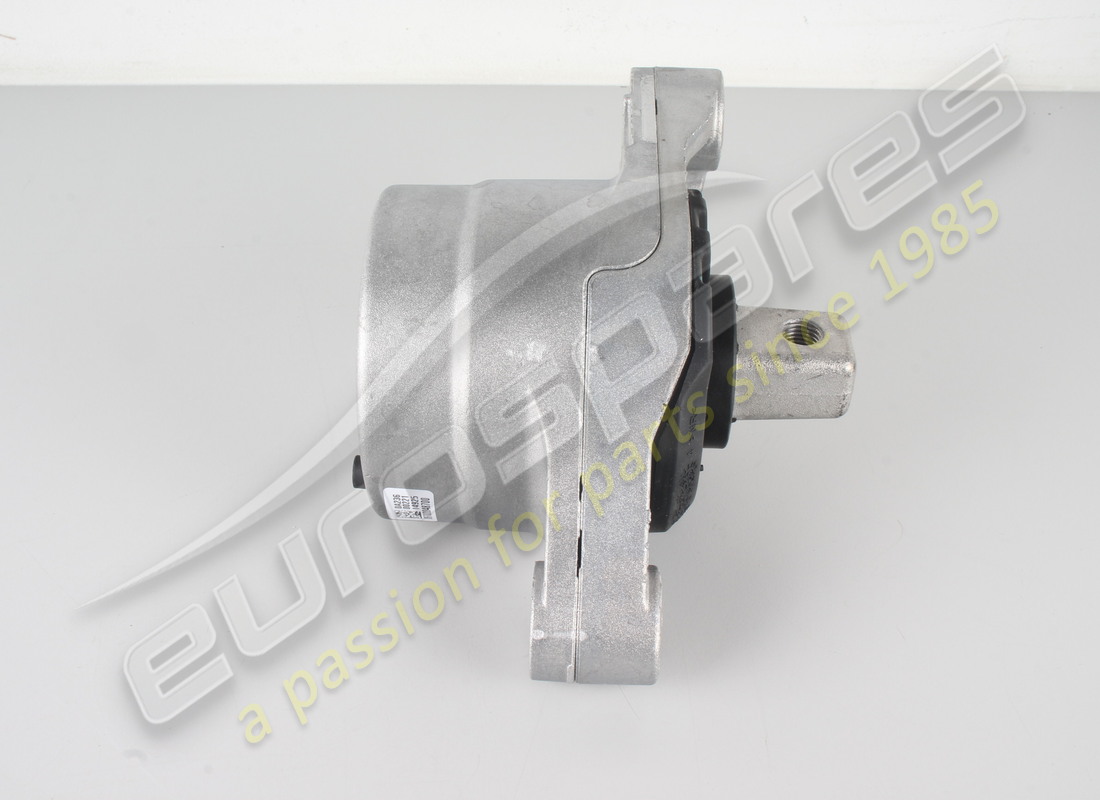 nuovo maserati gomma - supporto motore sx. numero parte 670004870 (3)
