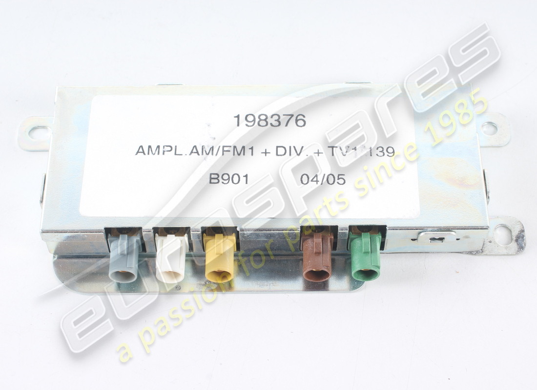 NUOVA MASERATI AMPLIFICAZIONE. PER ANTENNA RADIO/TV+ SUBACQUEI. NUMERO PARTE 198376 (1) nuova maserati amplificazione. per antenna radio/tv+ subacquei. numero parte 198376 (1)