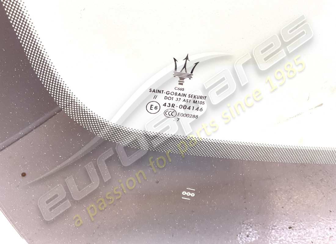 nuovo parabrezza maserati. numero parte 673006971 (2)