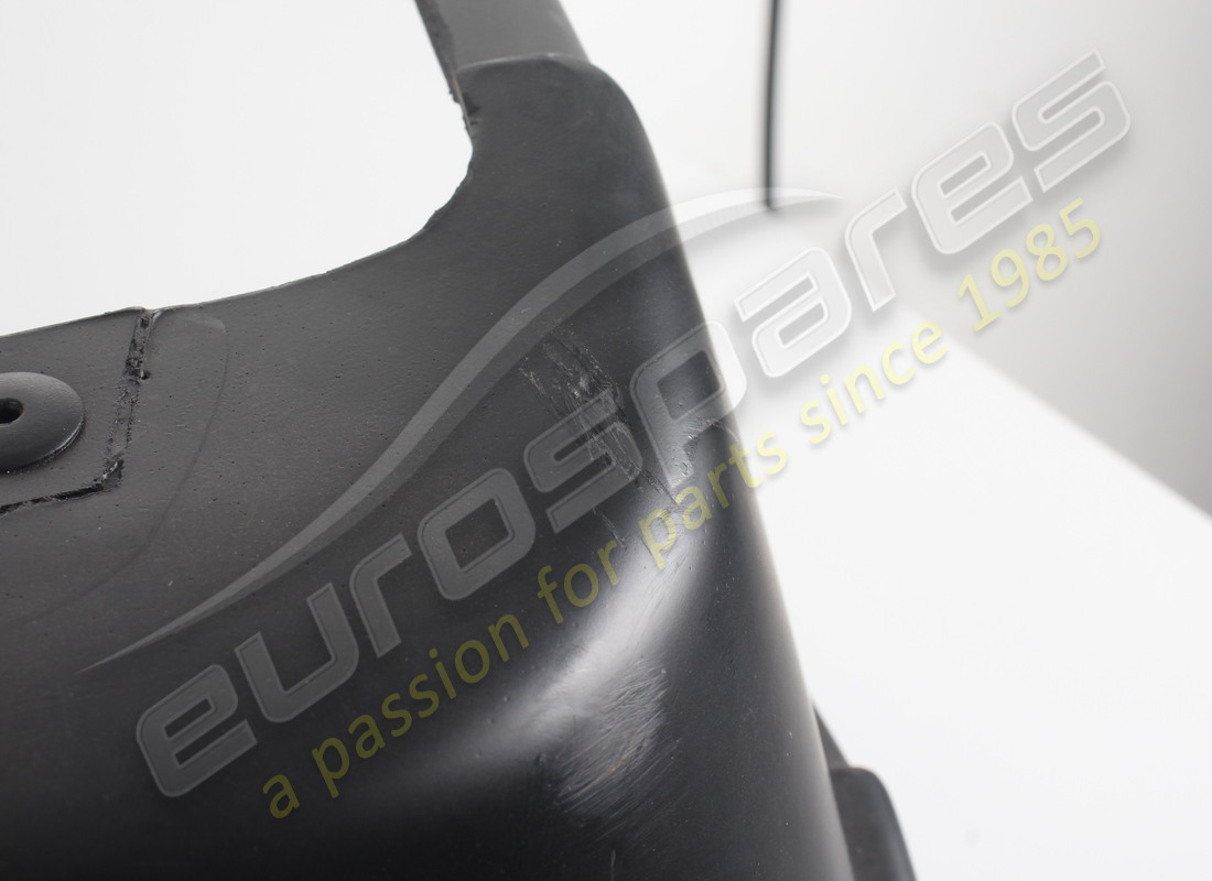 nuovo (altro) ferrari paraurti posteriore. numero parte 60573600 (11)