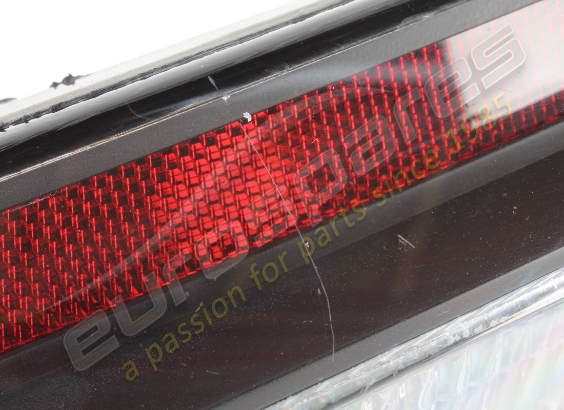 lamborghini luce posteriore usata. numero parte 410945096a (4)