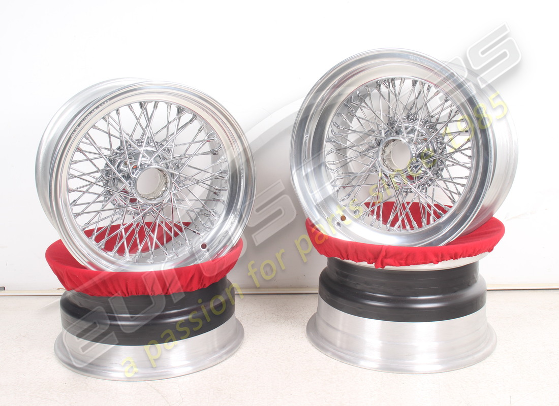 nuovo ferrari set filo borrani ruote 15 x 7.5 pollici. numero parte 700835 (1)
