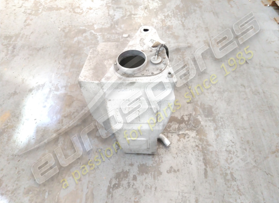 SERBATOIO CARBURANTE DX USATO Ferrari . NUMERO PARTE 181326 (1)