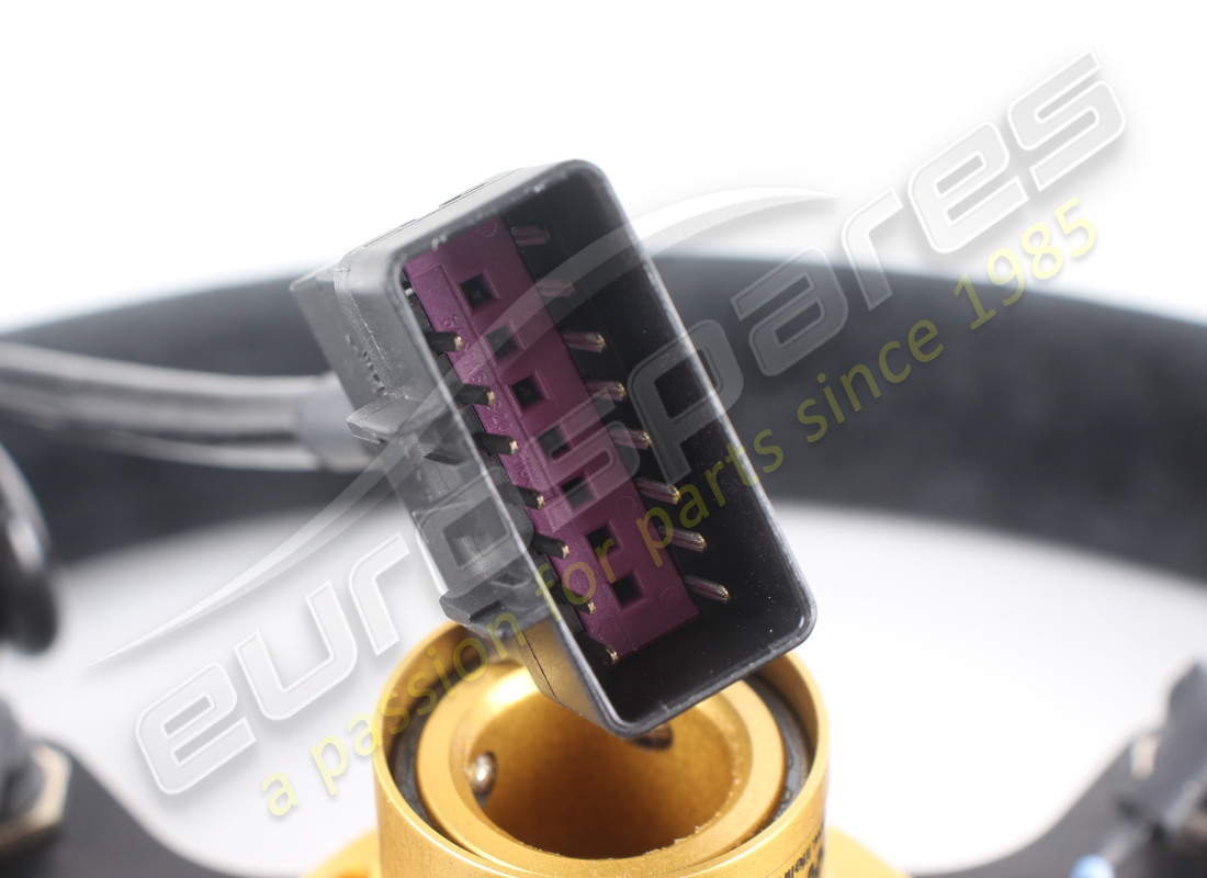 NUOVO FERRARI VOLANTE COMPLETO. NUMERO PARTE 272167 (10) nuovo ferrari volante completo. numero parte 272167 (10)