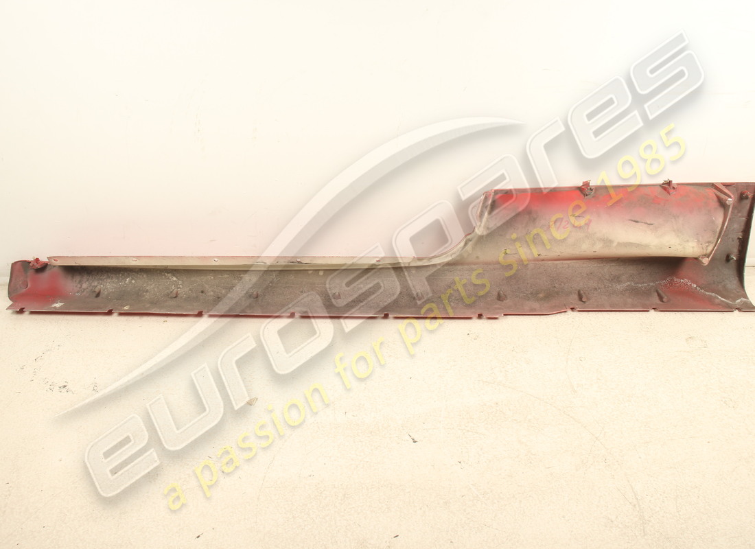 rivestimento sottoporta dx usato ferrari. numero parte 66099410 (8)