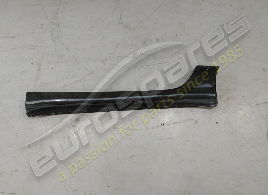 PANNELLO DI COPERTURA SOGLIA DX USATO Ferrari . NUMERO PARTE 63145400 (1)