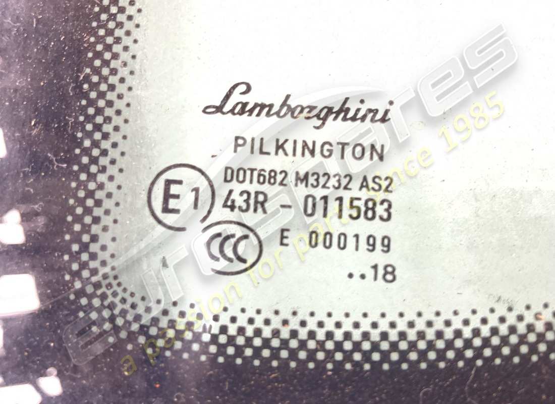 numero di parte destra della finestra triangolare lamborghini usata 4t0845116c (2)