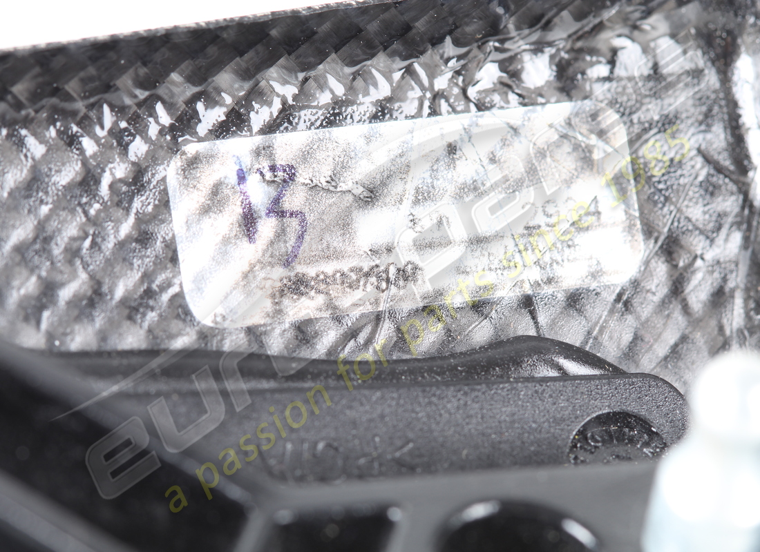 NUOVO FERRARI CONNETTORE SATELLITARE SX. NUMERO PARTE 82989900 (4) nuovo ferrari connettore satellitare sx. numero parte 82989900 (4)