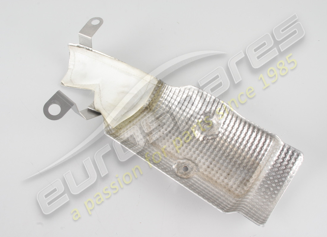 scudo calore ferrari usato. numero parte 320390 (2)