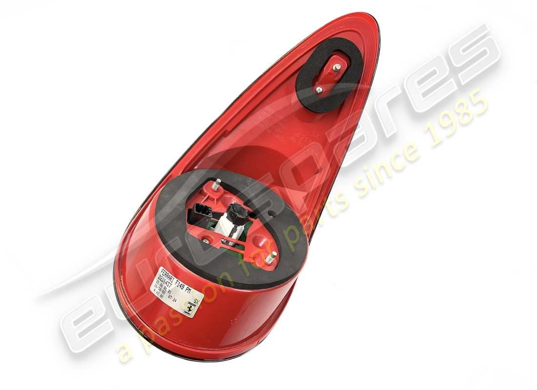 nuova ferrari fanale posteriore sx laterale mobile. numero parte 226437 (3)