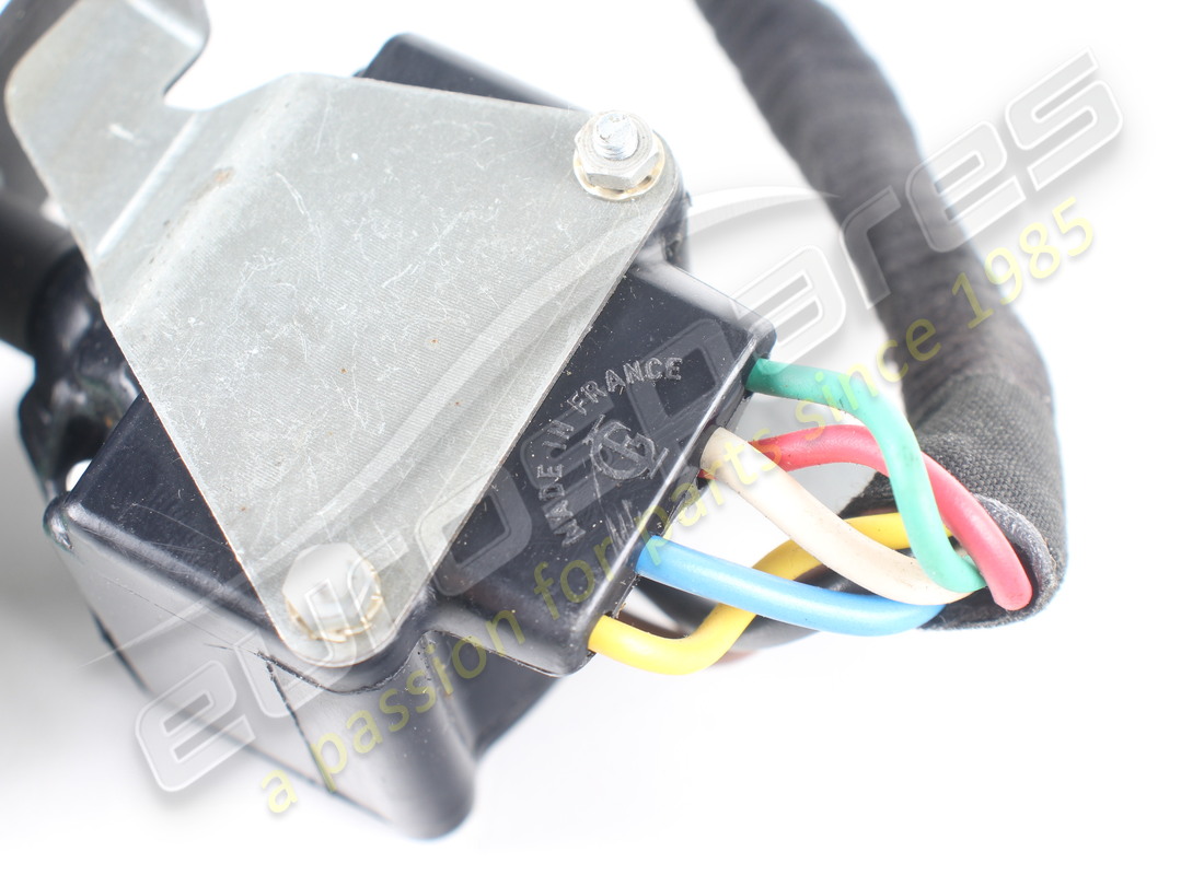 NUOVO MASERATI INDICATORE/GAMBA LUCE. NUMERO PARTE 122BL79651 (6) nuovo maserati indicatore/gamba luce. numero parte 122bl79651 (6)