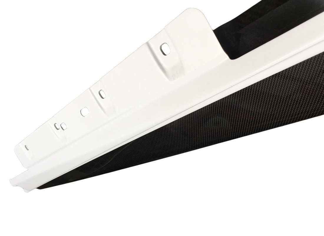 nuovo (altro) ferrari rivestimento sottoporta sx completo. numero parte 766055 (7)