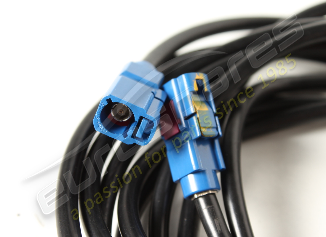 CAVO GPS SPLITTER/NDM USATO Ferrari . NUMERO PARTE 311954 (1)