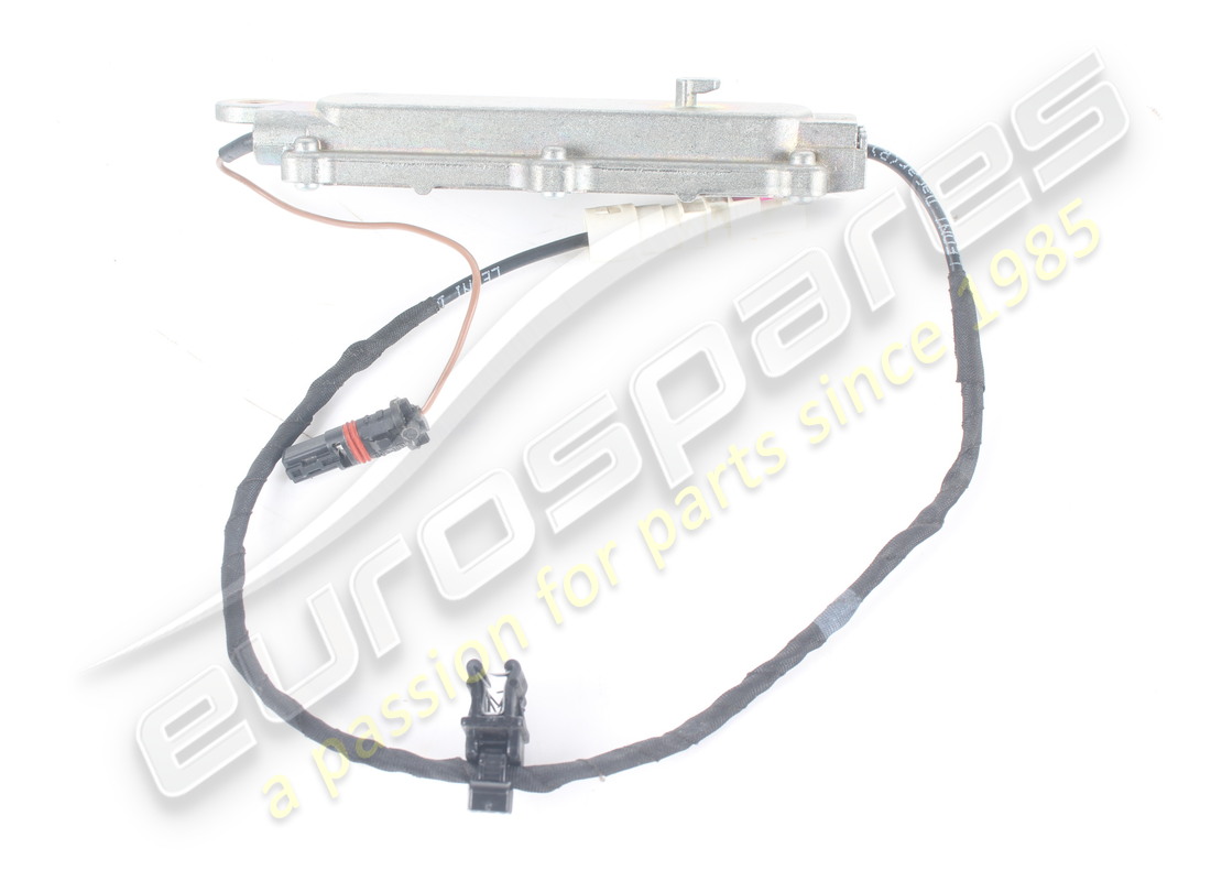 AMPLIFICATORE D'ANTENNA LAMBORGHINI USATO. NUMERO PARTE 4S0035225 (2) amplificatore d'antenna lamborghini usato. numero parte 4s0035225 (2)