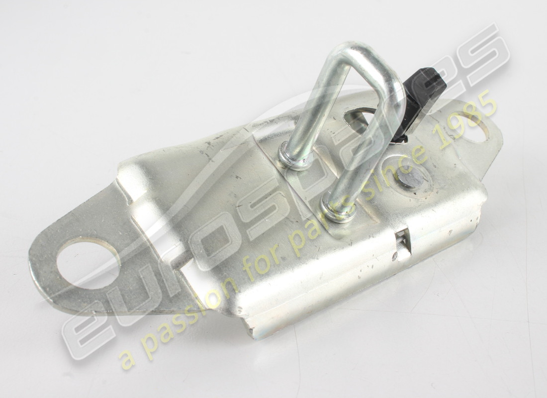 nuovo maserati blocca stivale. numero parte 80052800 (1)