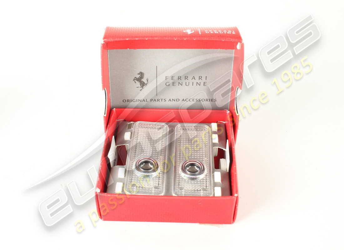 nuovo ferrari kit illuminazione sottoporta. numero parte 70004721 (2)