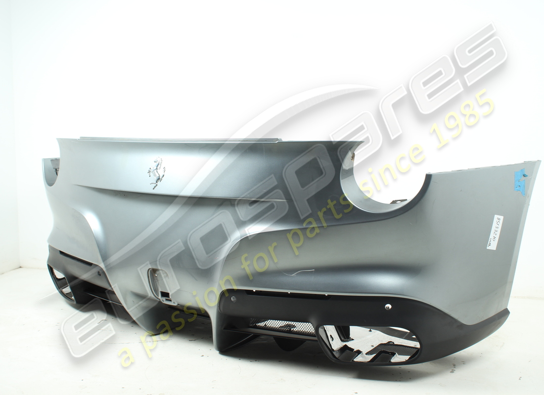 paraurti posteriore ferrari usato. numero parte 85133210 (3)