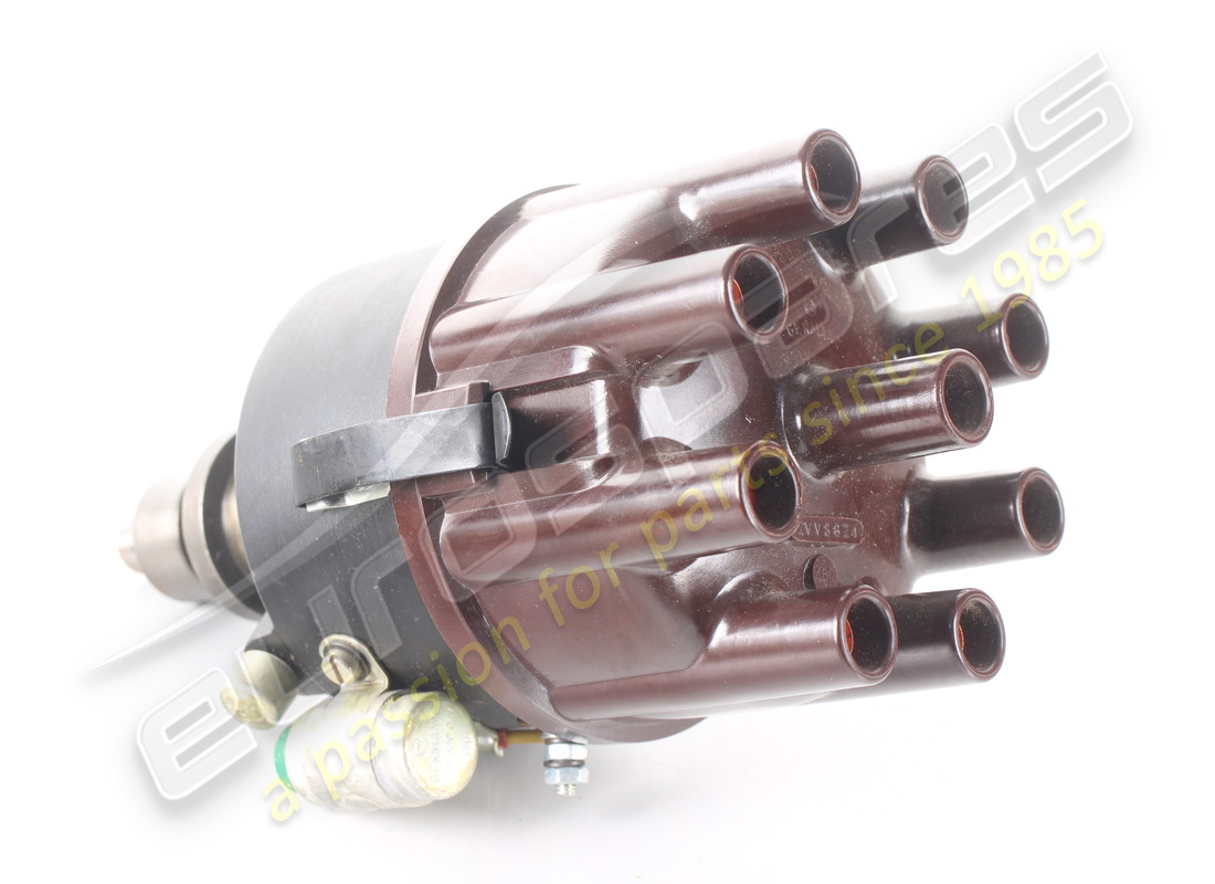 NUOVO MASERATI DISTRIBUTORE ROTAZIONE DESTRA. NUMERO PARTE ME74820 (1) nuovo maserati distributore rotazione destra. numero parte me74820 (1)