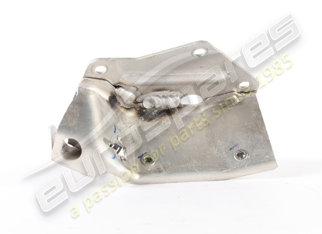 USED FERRARI COMPLETE RH ARMREST BRACKET. PART NUMBER 83120800 (1) used ferrari complete rh armrest bracket. part number 83120800 (1)