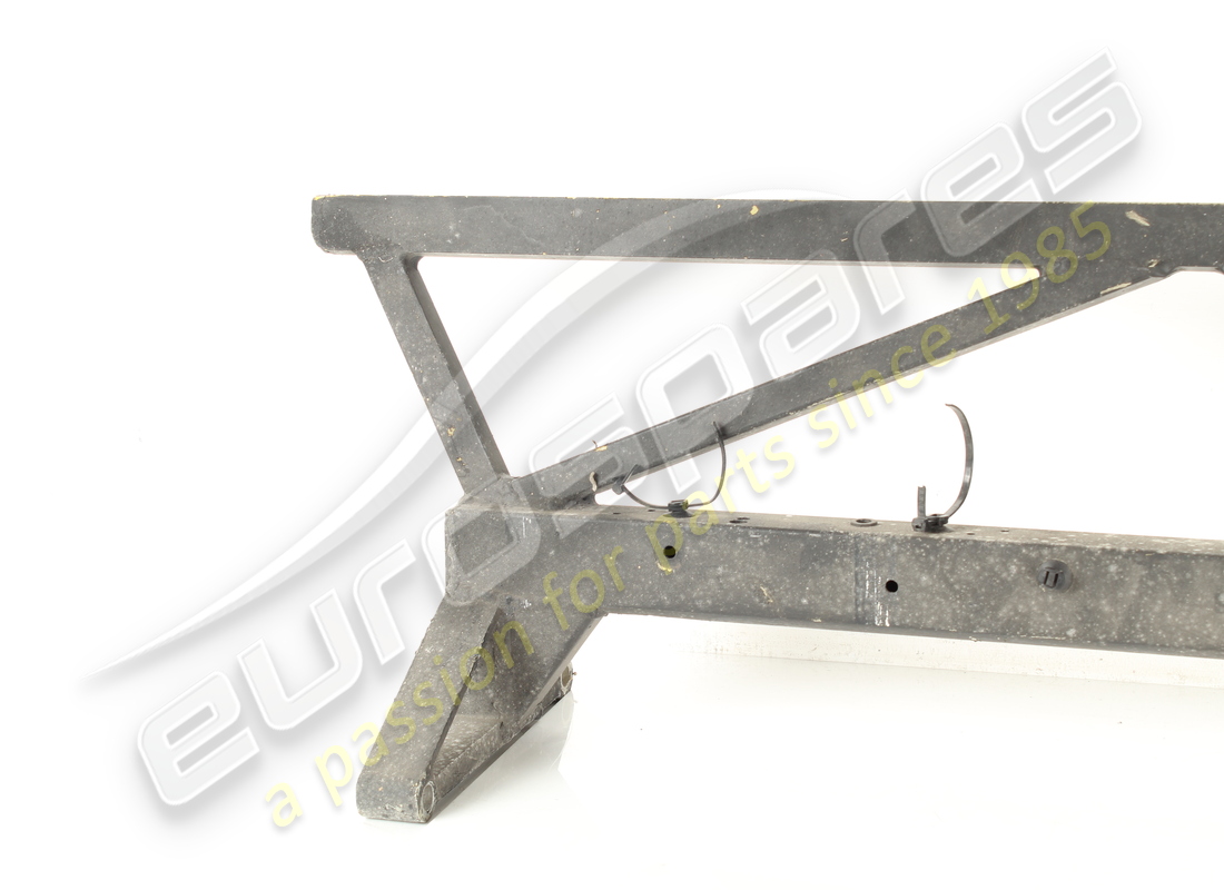 lamborghini traversa posteriore usata. numero parte 429813235 (2)
