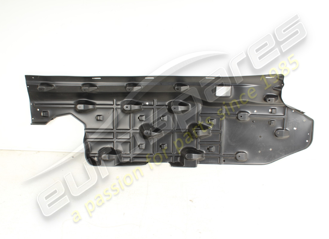 nuovo maserati centro aerodinamico inferiore dx. codice articolo 670032422 (2)