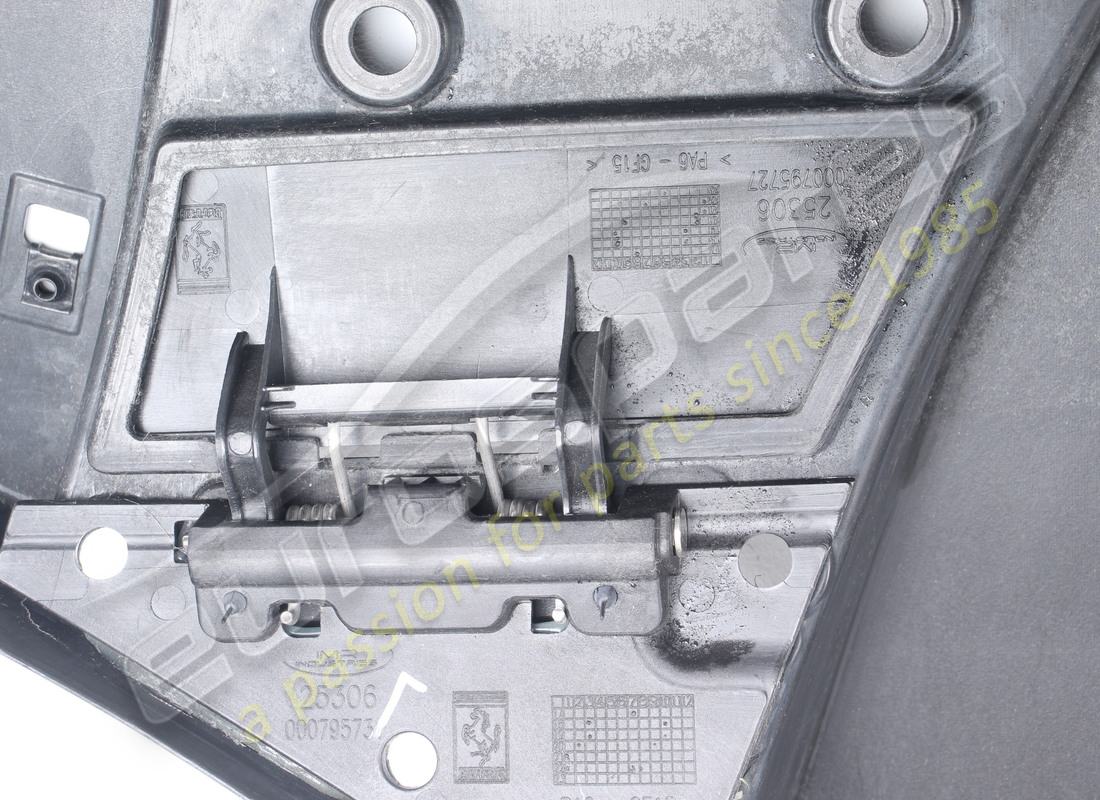 NUOVO FERRARI SOTTOSCOCCA ANTERIORE PIATTO COMPLETO. NUMERO PARTE 795715 (3) nuovo ferrari sottoscocca anteriore piatto completo. numero parte 795715 (3)