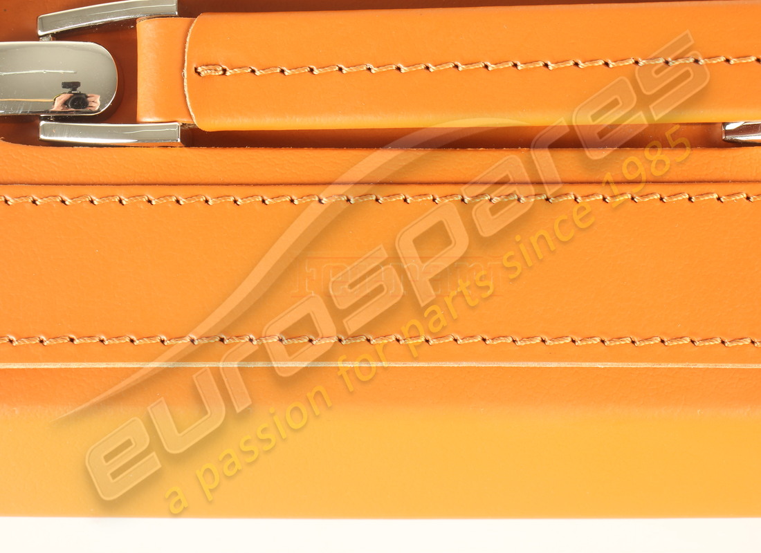 nuova ferrari borsa kit attrezzi completa. numero parte 164683 (2)