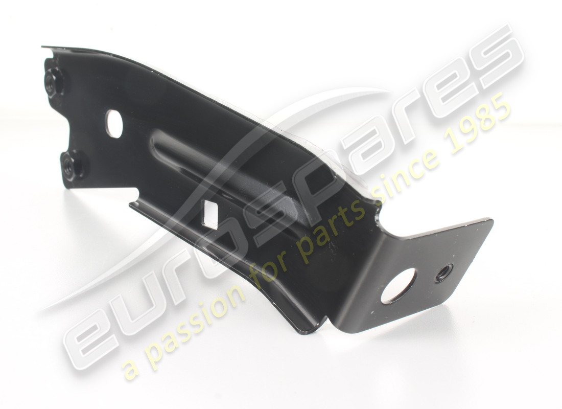 NUOVO MASERATI STAFFA COMPLETO SUPPORTO PARAFANG. NUMERO PARTE 673003652 (2) nuovo maserati staffa completo supporto parafang. numero parte 673003652 (2)