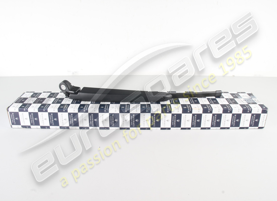 nuovo maserati braccio tergicristallo posteriore. numero parte 670107927 (1)