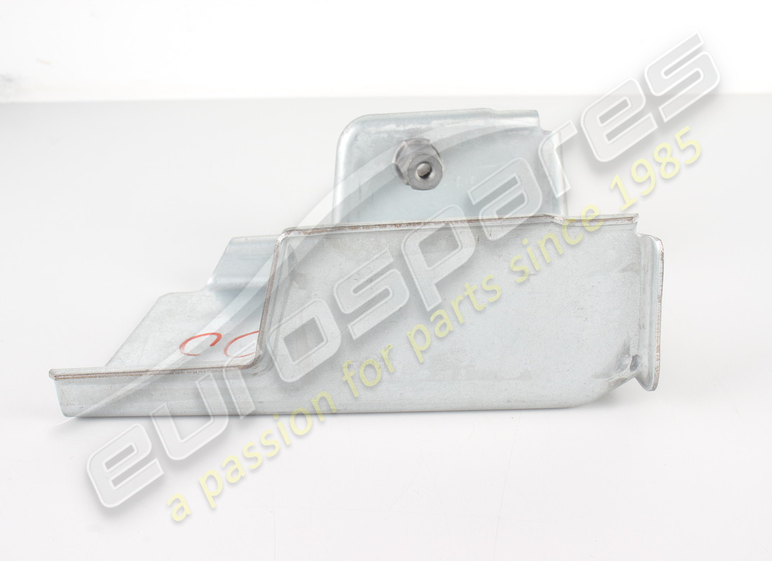 nuovo maserati rinforzo destro. numero parte 80700500 (2)