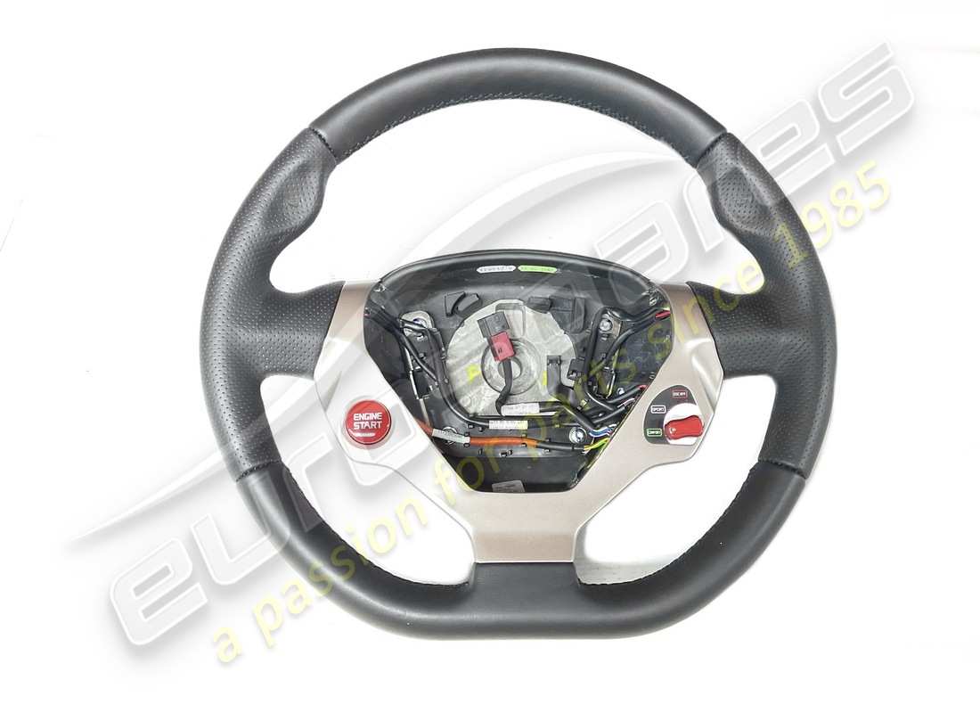 VOLANTE COMPLETO Ferrari USATO. NUMERO PARTE 83076300 (1)