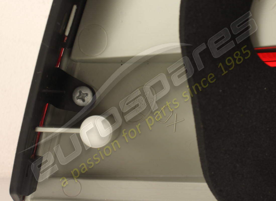 nuovo maserati fanale posteriore dx lato mobile. codice articolo 231568 (4)