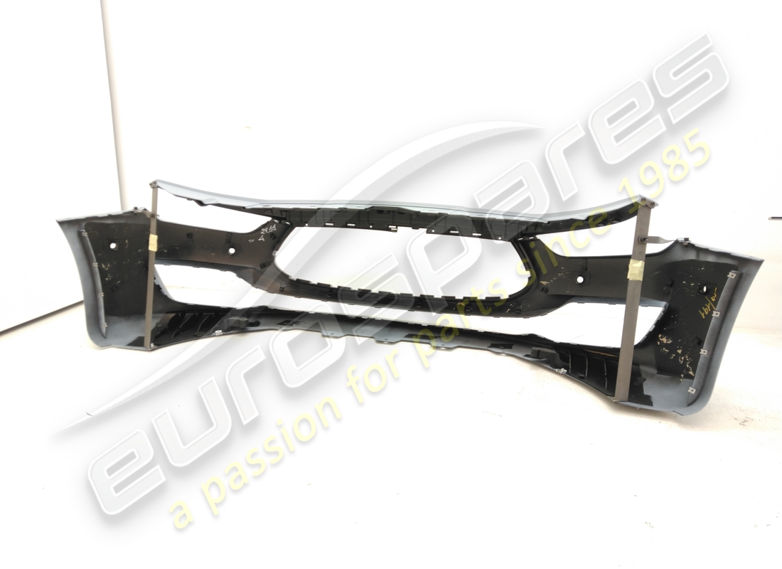 nuovo paraurti anteriore maserati. numero parte 673008185 (2)