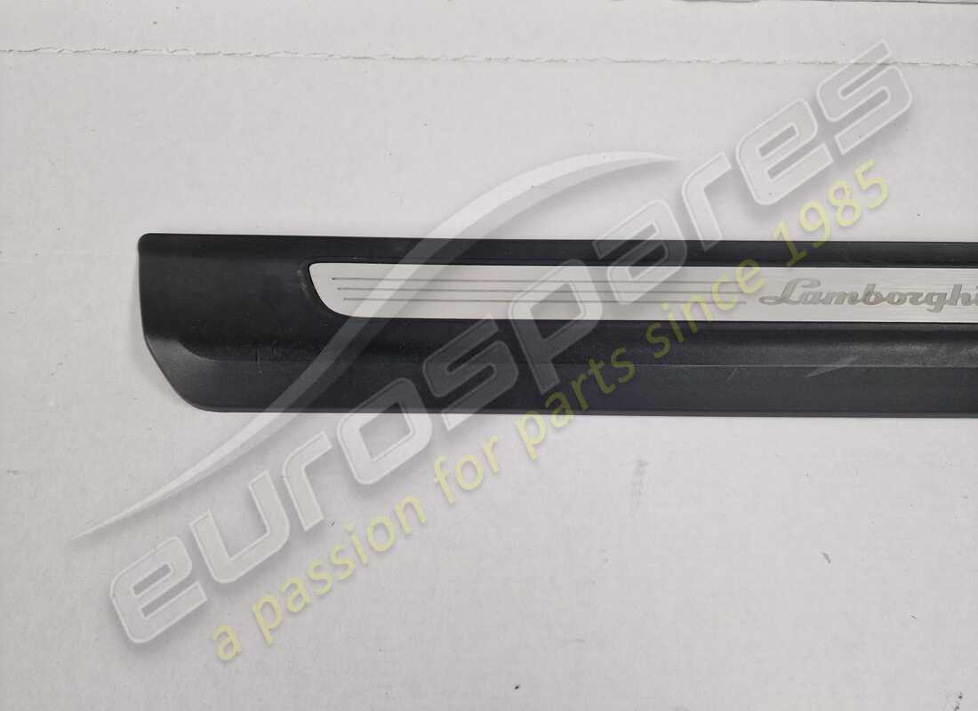 piastra sottoscotto lamborghini usata. numero parte 4ml853373 (2)