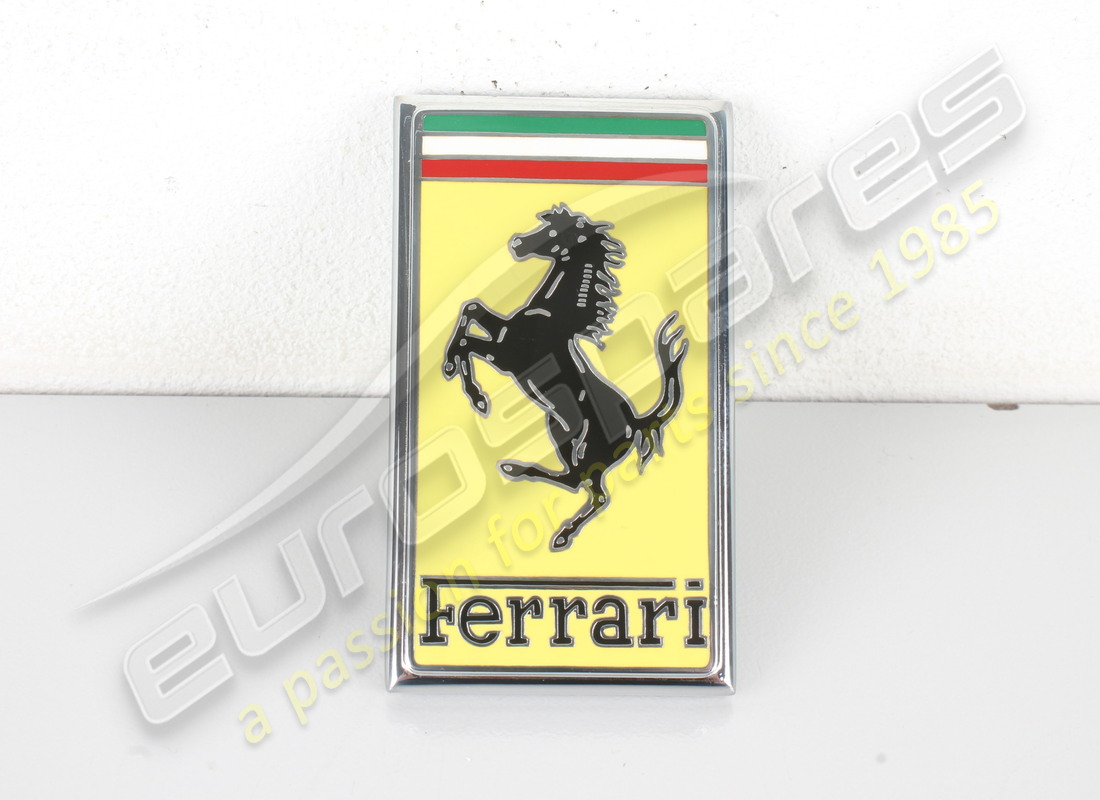 nuovo eurospares ferrari badge sul naso anteriore. numero parte 62673100 (1)
