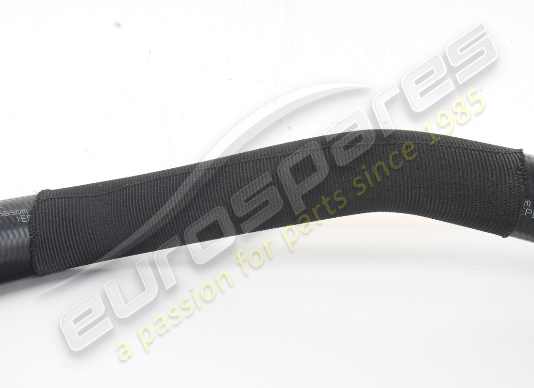 nuovo maserati tubo di mandata dal motore al radiatore. codice articolo 221355 (2)
