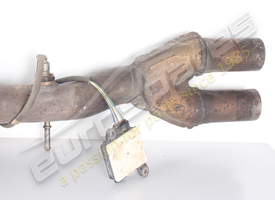 marmitta centrale maserati usata. numero parte 670034578 (4)