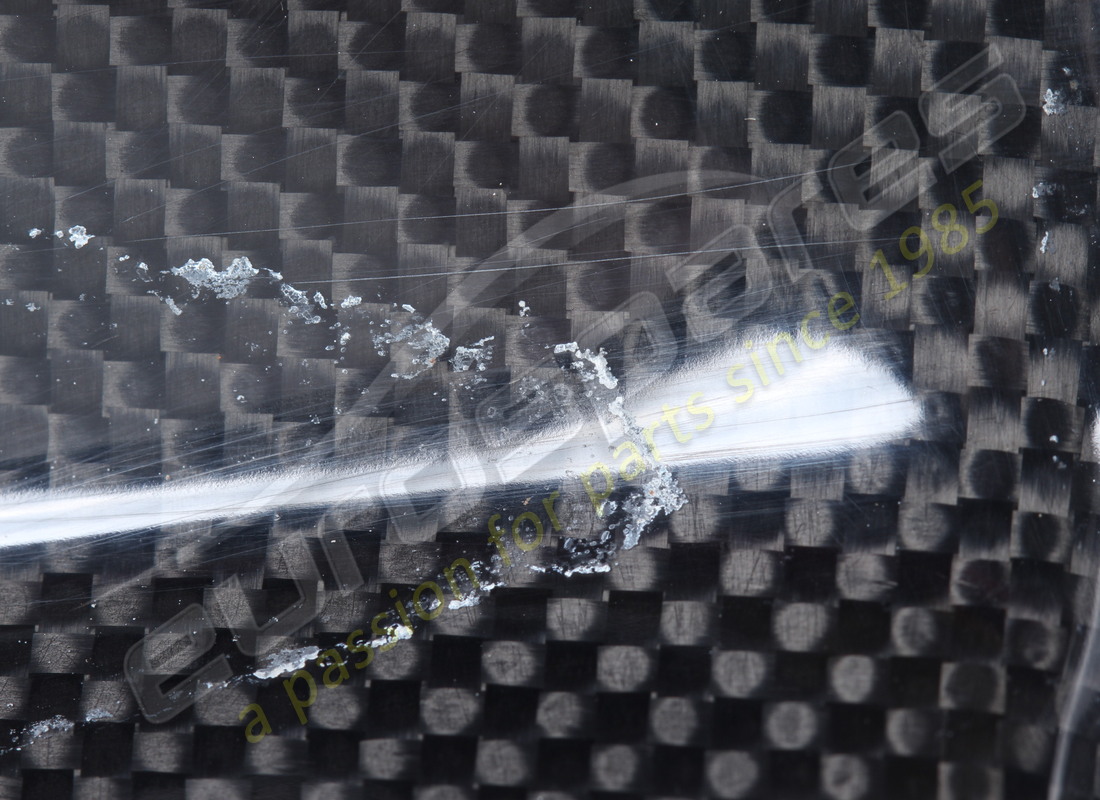 USATO FERRARI PANNELLO ANTERIORE SX - PANNELLO IN CARBONIO. NUMERO PARTE 68600900 (13) usato ferrari pannello anteriore sx - pannello in carbonio. numero parte 68600900 (13)