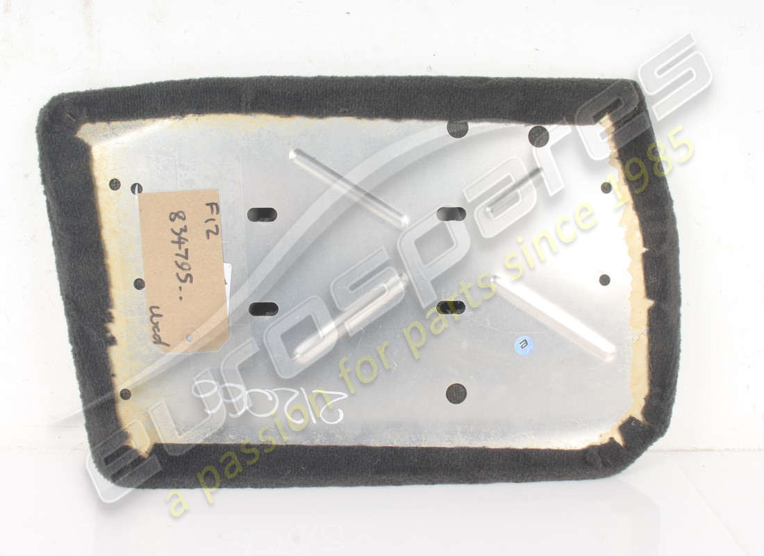 poggiapiedi lato passeggero usato ferrari. numero parte 834795.. (3)