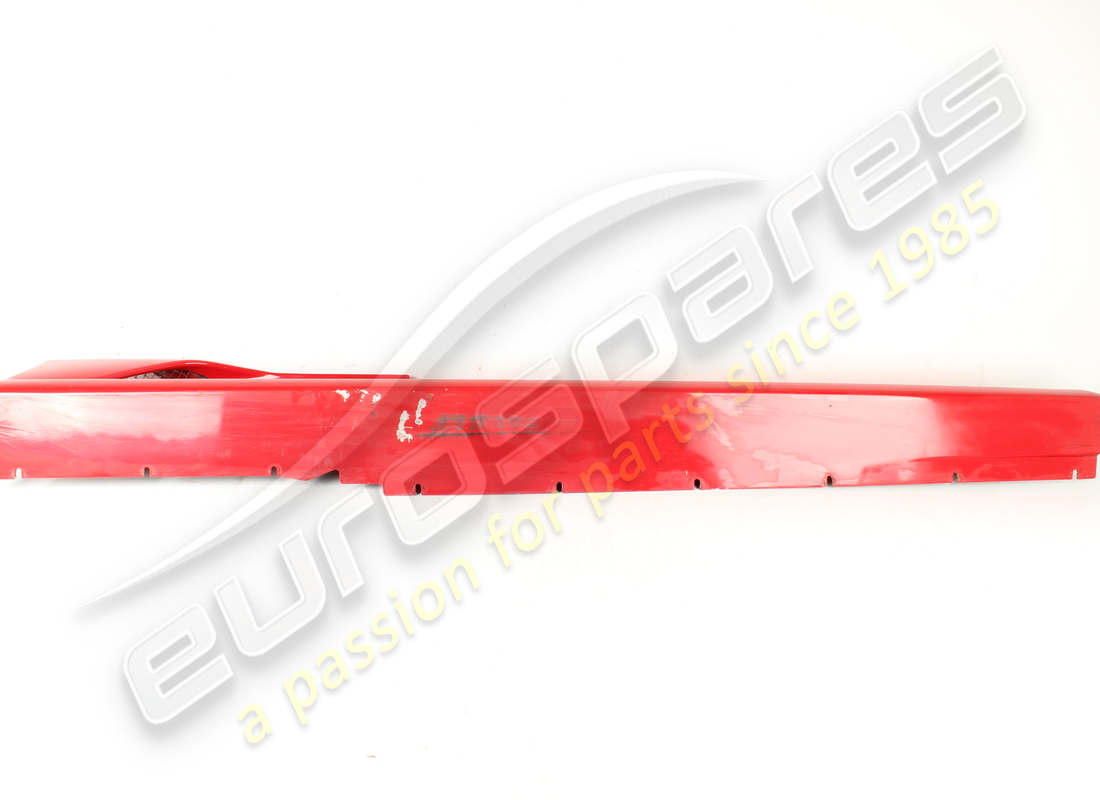 RIVESTIMENTO SOTTOPORTA DX USATO FERRARI. NUMERO PARTE 69831610 (6) rivestimento sottoporta dx usato ferrari. numero parte 69831610 (6)