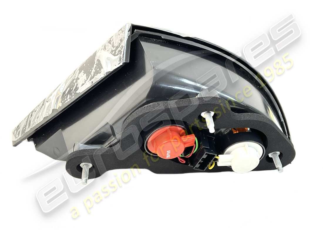 nuova ferrari fanale posteriore sx lato fisso. numero parte 226439 (2)